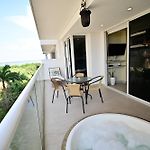 Luxury Apt With Jacuzzi Lagoon View Near Beach