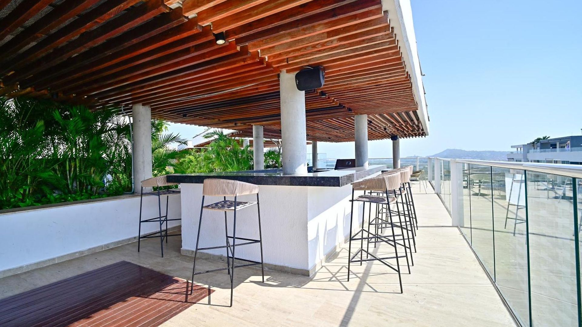 Luxury With Jacuzzi Lagoon View Near Apartamento