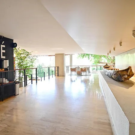 Luxury With Jacuzzi Lagoon View Near Apartamento